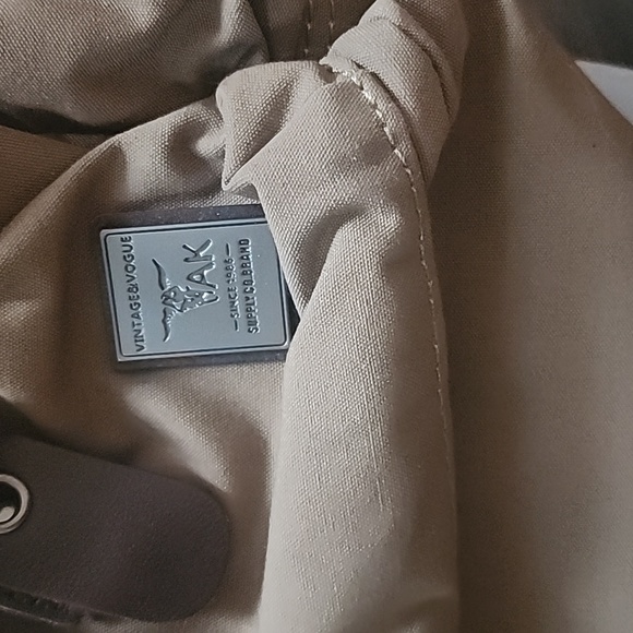 TAK  Messenger bag. - Picture 2 of 9